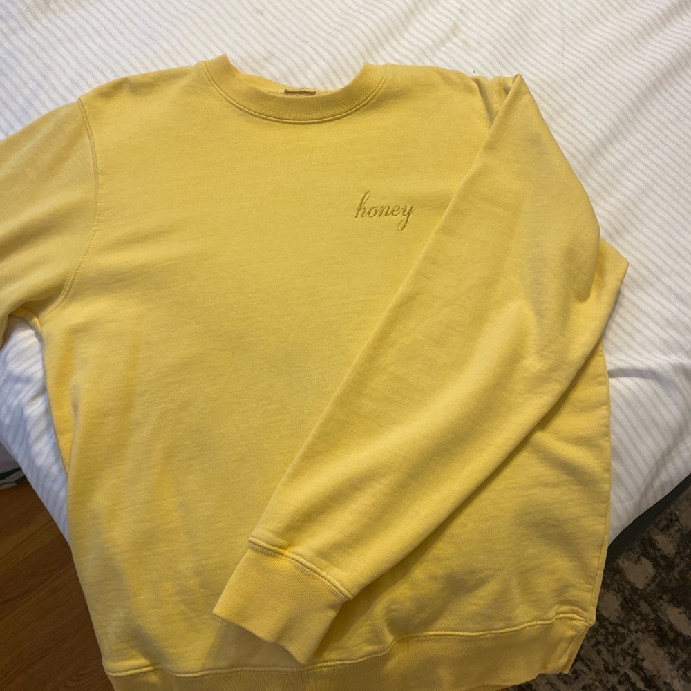 Brandy Melville honey sweatshirt